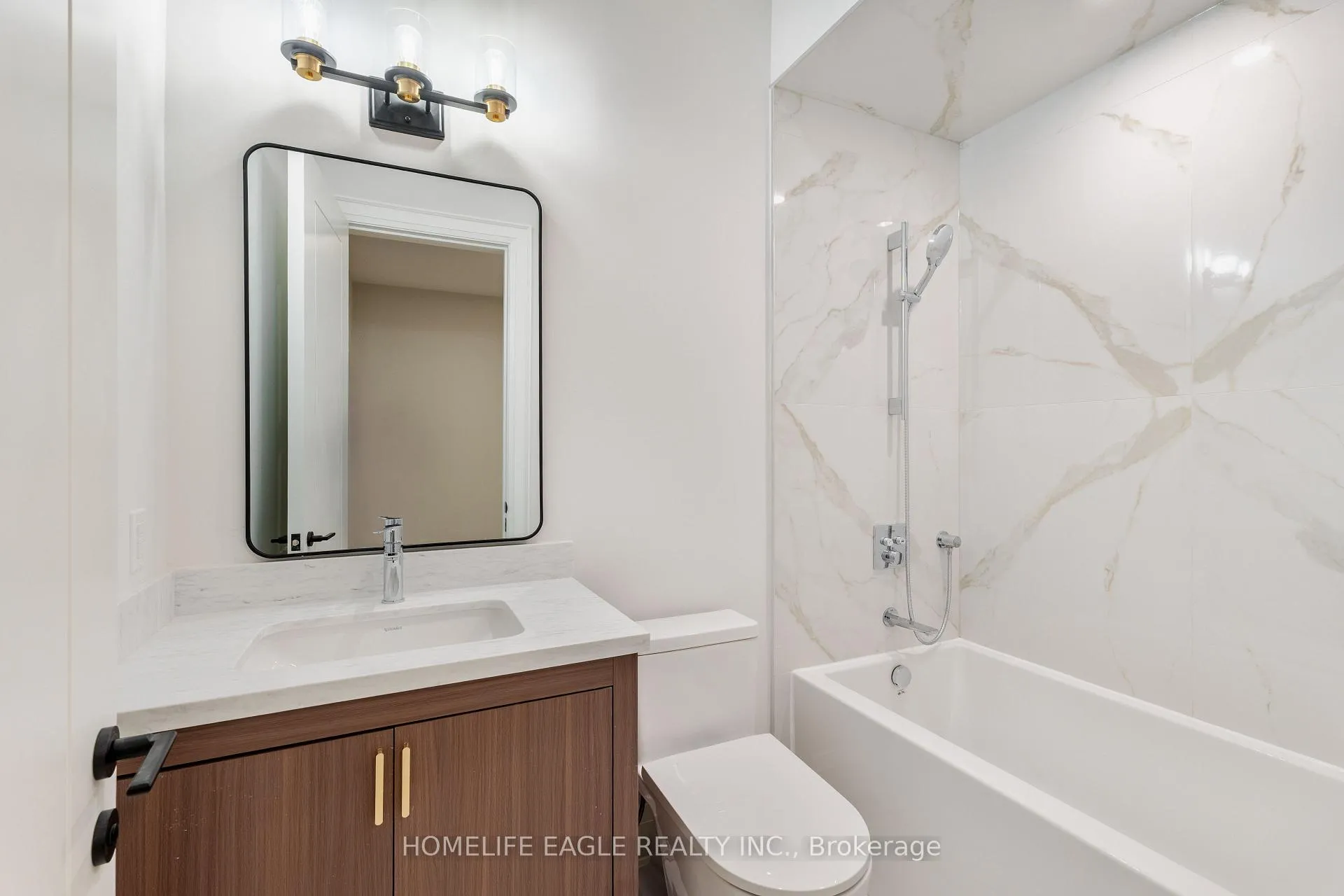 Photo 44 of 57 Glass Drive, Aurora, Aurora Highlands — HOMEH