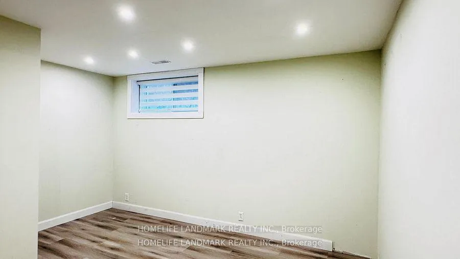 Photo 5 of 26 Monique Crescent, Barrie, East Bayfield — HOMEH