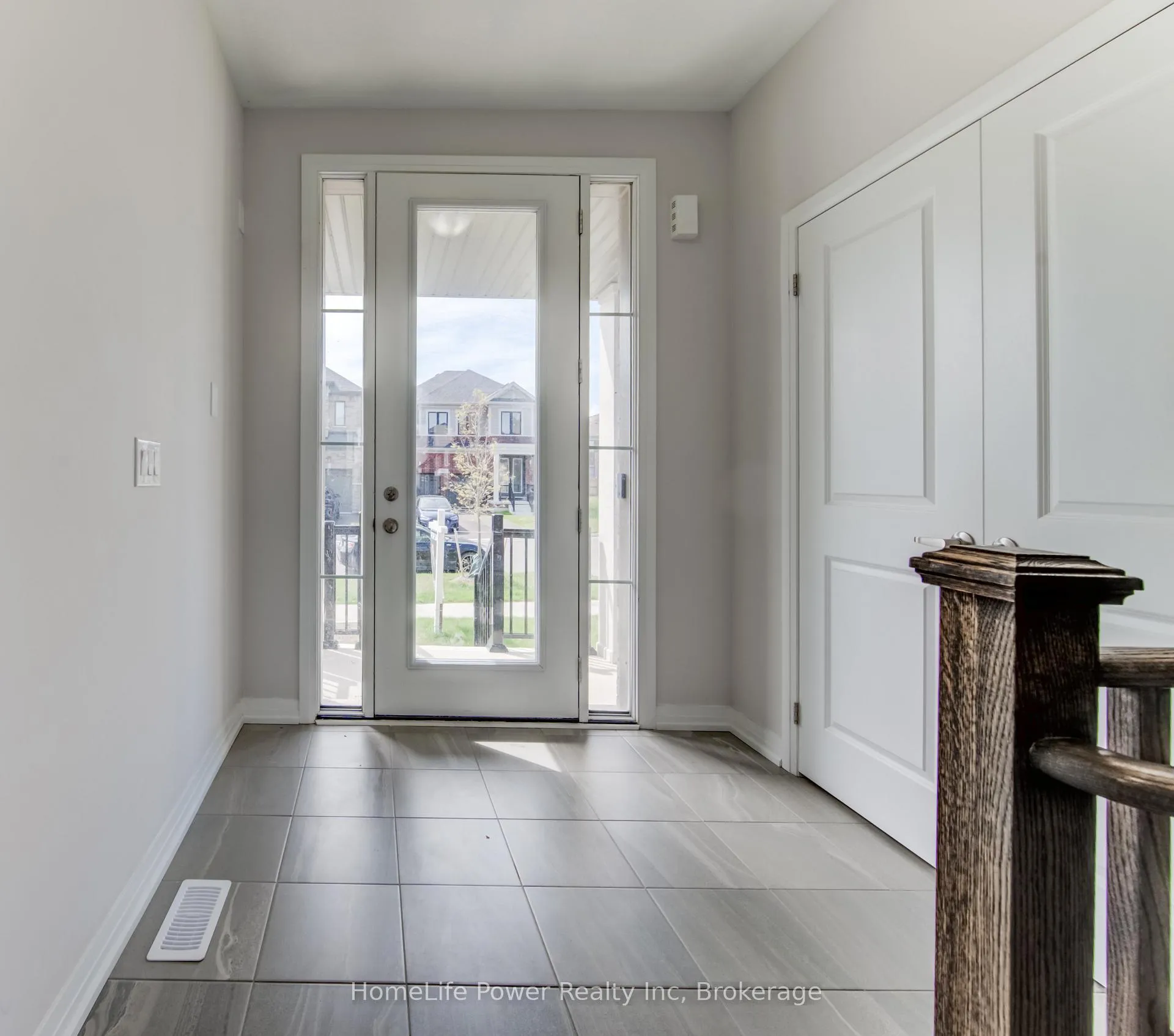 Photo 3 of 104 Blacklock Street, Cambridge — HOMEH