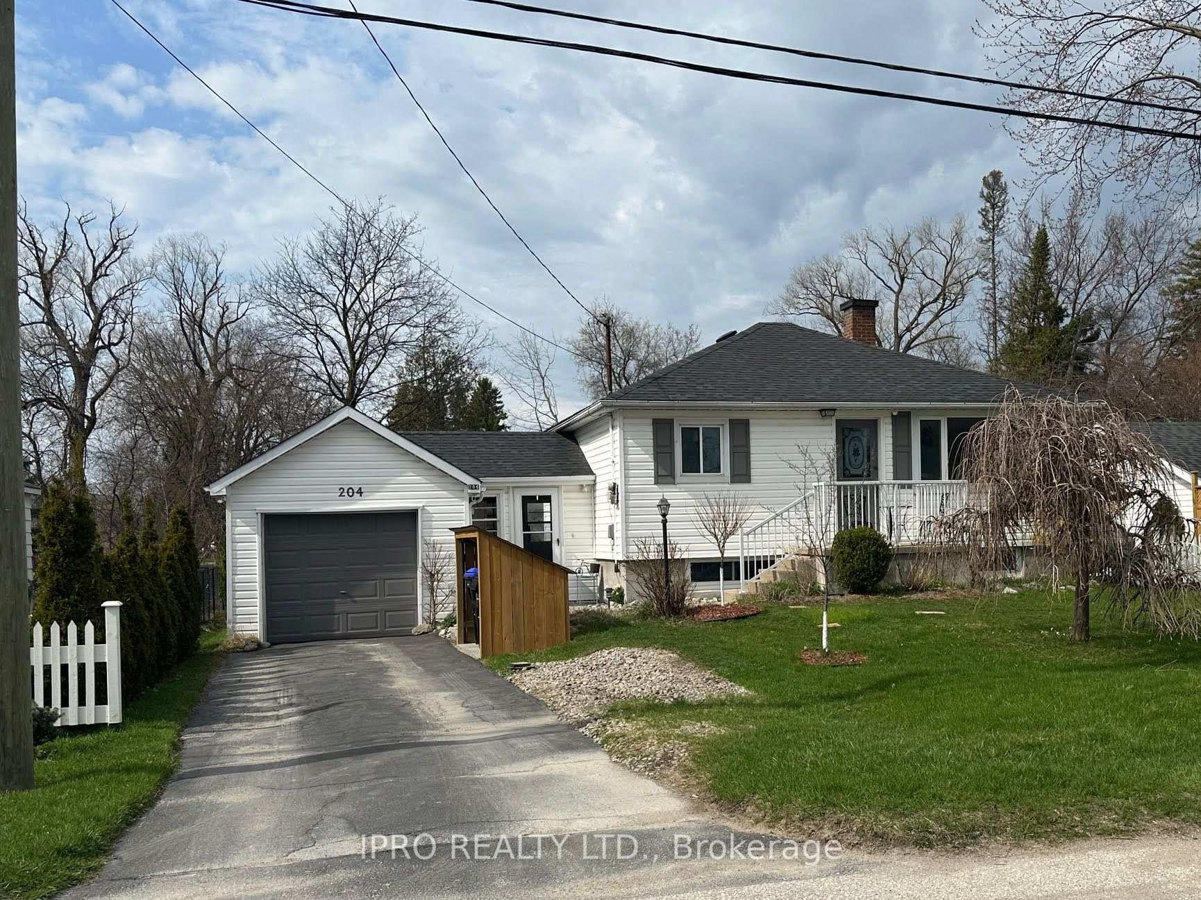 Photo 1 of 204 Brock Street, Clearview, Stayner — HOMEH