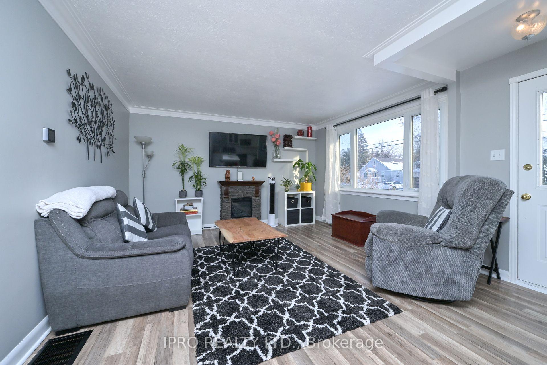 Photo 10 of 204 Brock Street, Clearview, Stayner — HOMEH