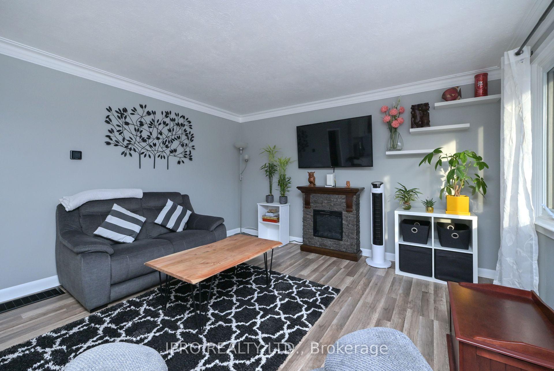 Photo 11 of 204 Brock Street, Clearview, Stayner — HOMEH