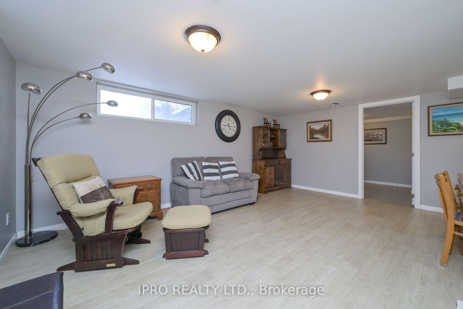 Photo 18 of 204 Brock Street, Clearview, Stayner — HOMEH