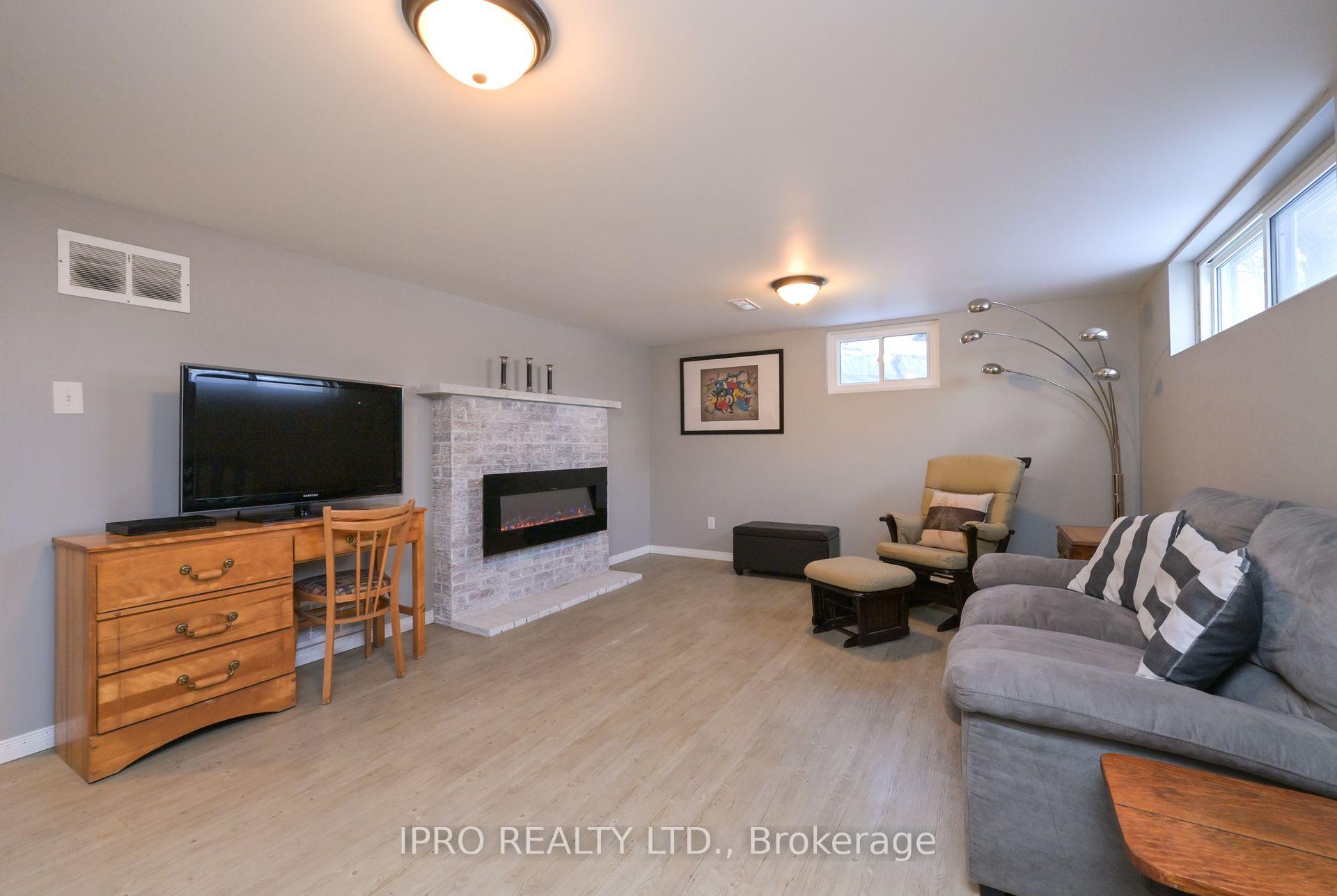 Photo 20 of 204 Brock Street, Clearview, Stayner — HOMEH