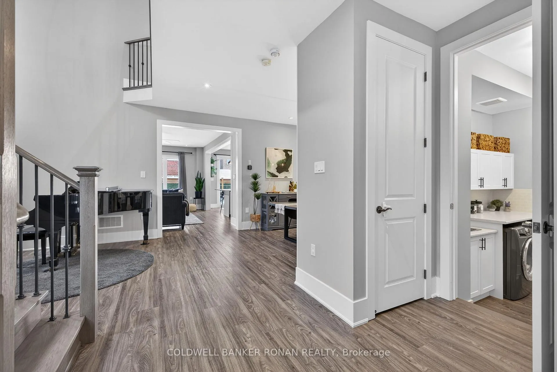Photo 7 of 84 Holt Drive, New Tecumseth, Alliston — HOMEH