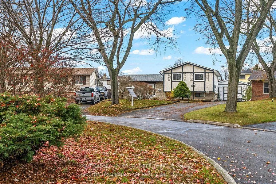 Photo 36 of 998 Cardinal Court, Oshawa, Eastdale — HOMEH