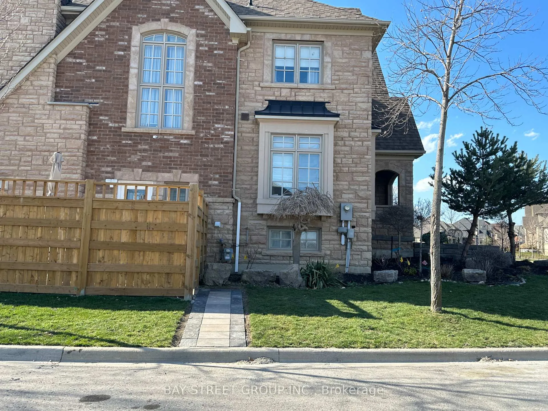 Photo 2 of 172 Angus Glen Boulevard, Markham, Angus Glen — HOMEH
