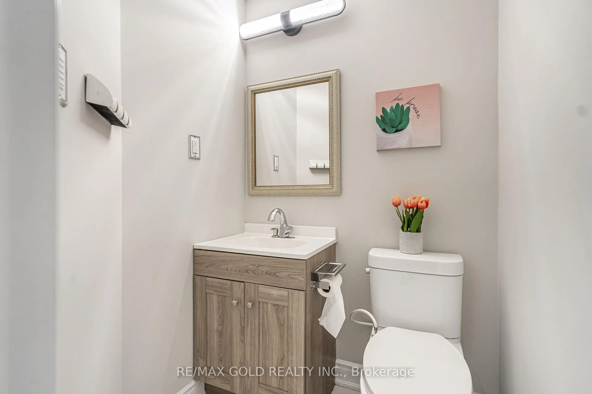 Photo 16 of 9 Dalton Place, Brampton, Southgate — HOMEH