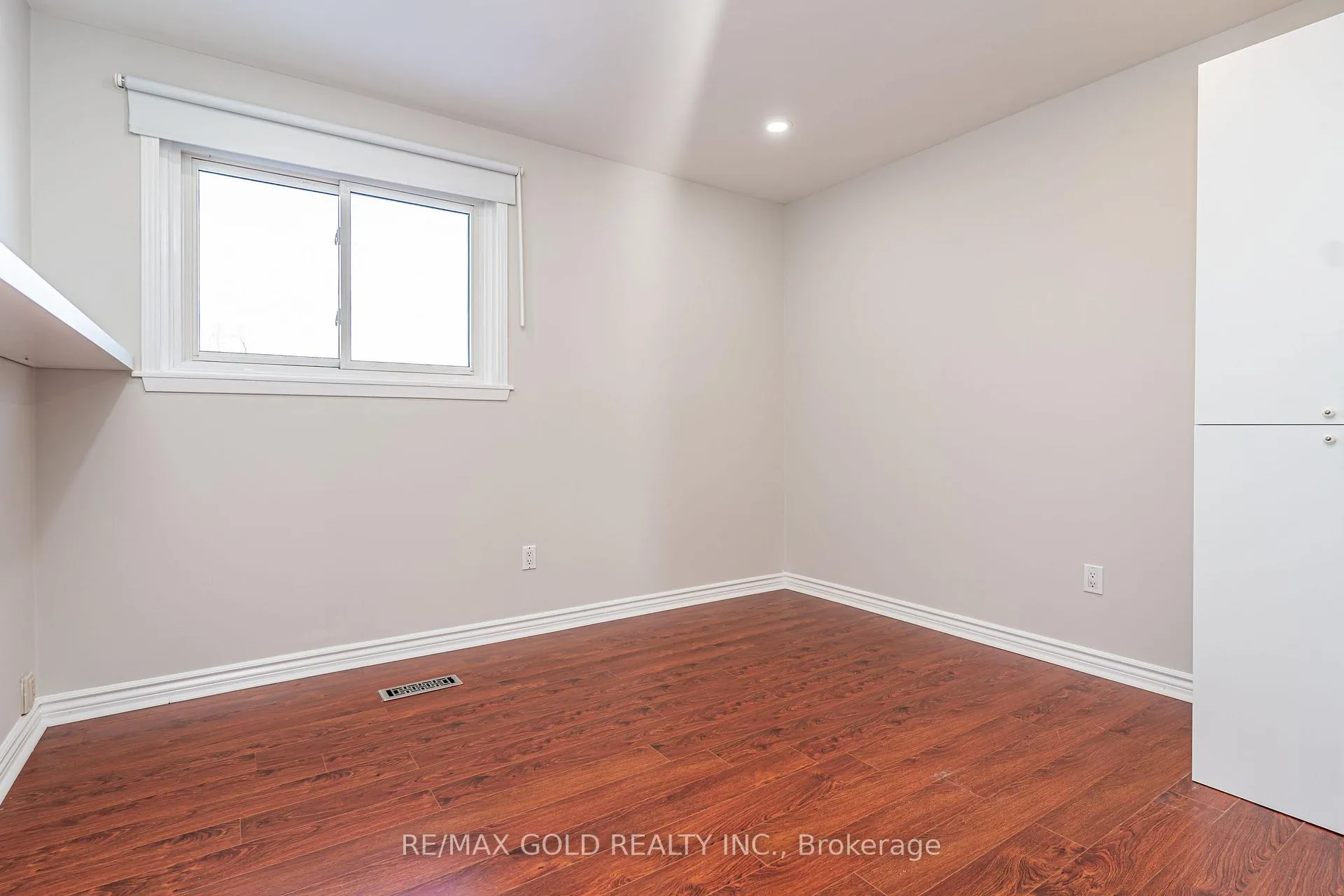 Photo 25 of 9 Dalton Place, Brampton, Southgate — HOMEH