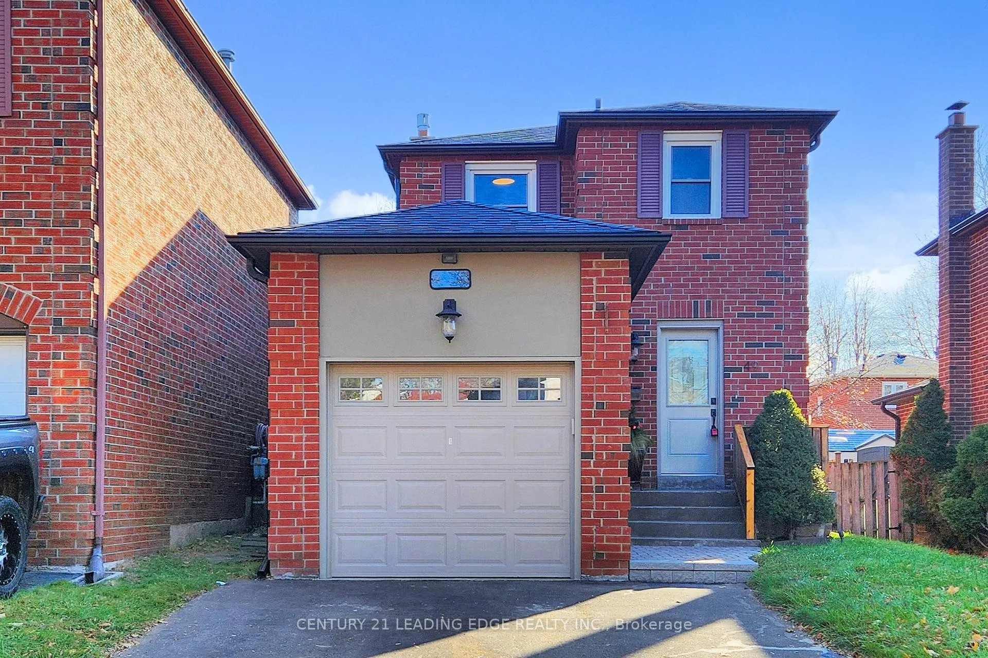 Photo 1 of 49 Madsen Crescent, Markham, Markville — HOMEH