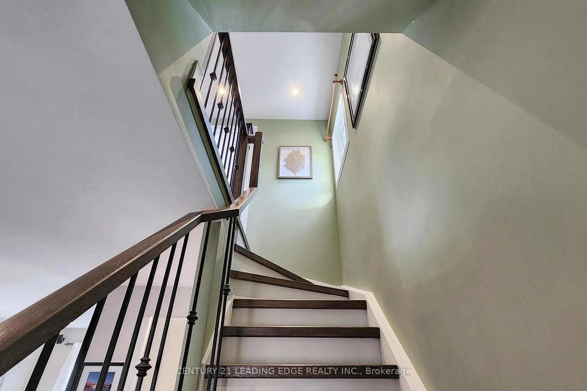 Photo 12 of 49 Madsen Crescent, Markham, Markville — HOMEH