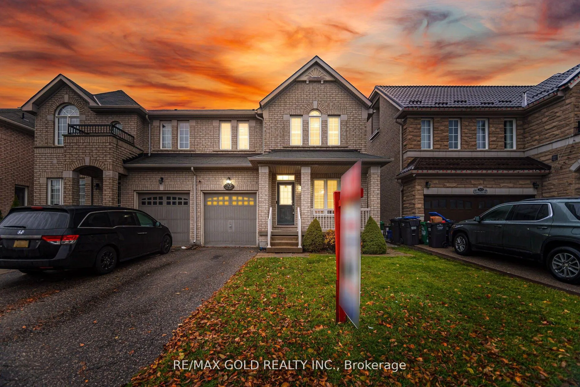 Photo 1 of 32 Daden Oaks Drive, Brampton, Bram East — HOMEH