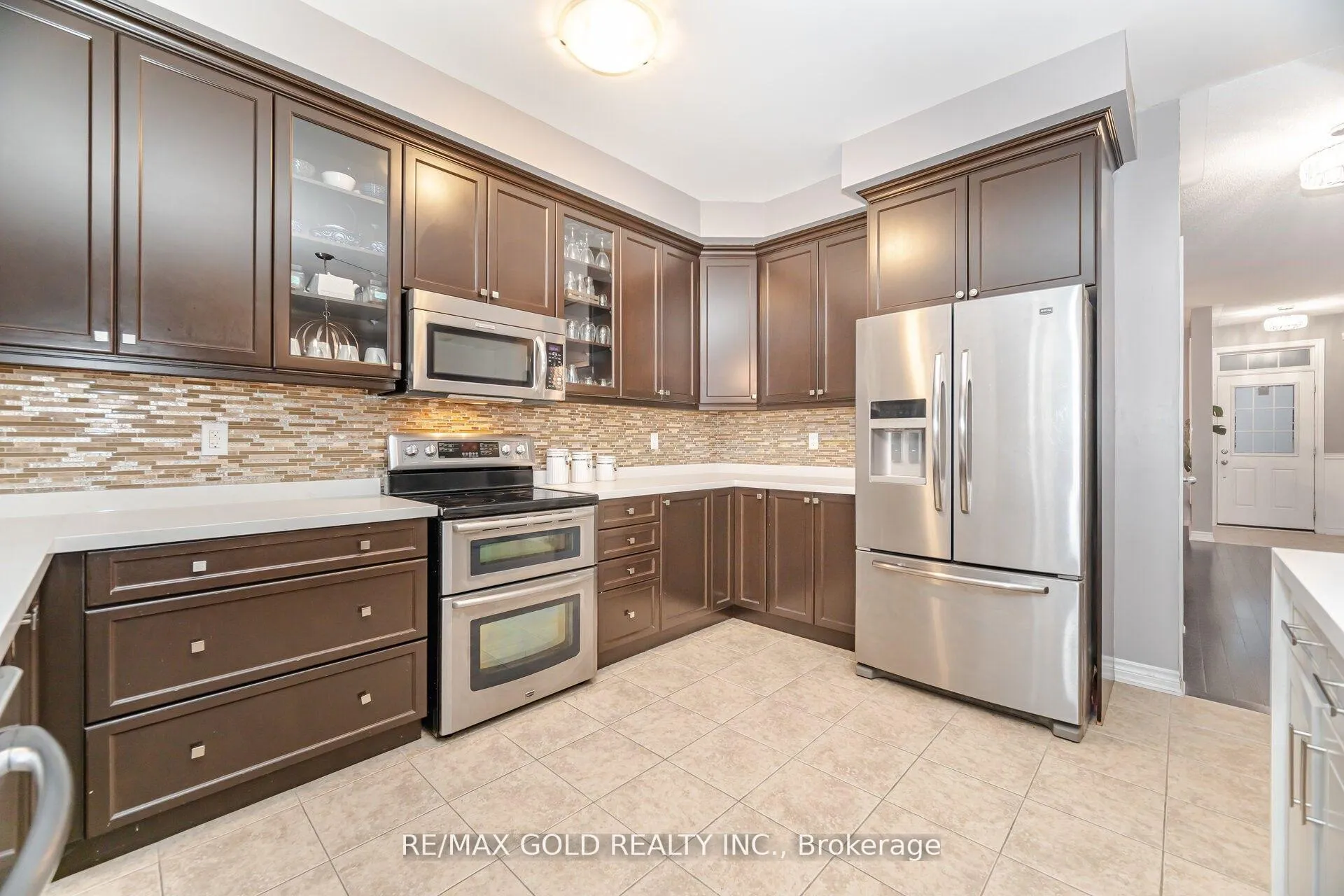 Photo 10 of 32 Daden Oaks Drive, Brampton, Bram East — HOMEH