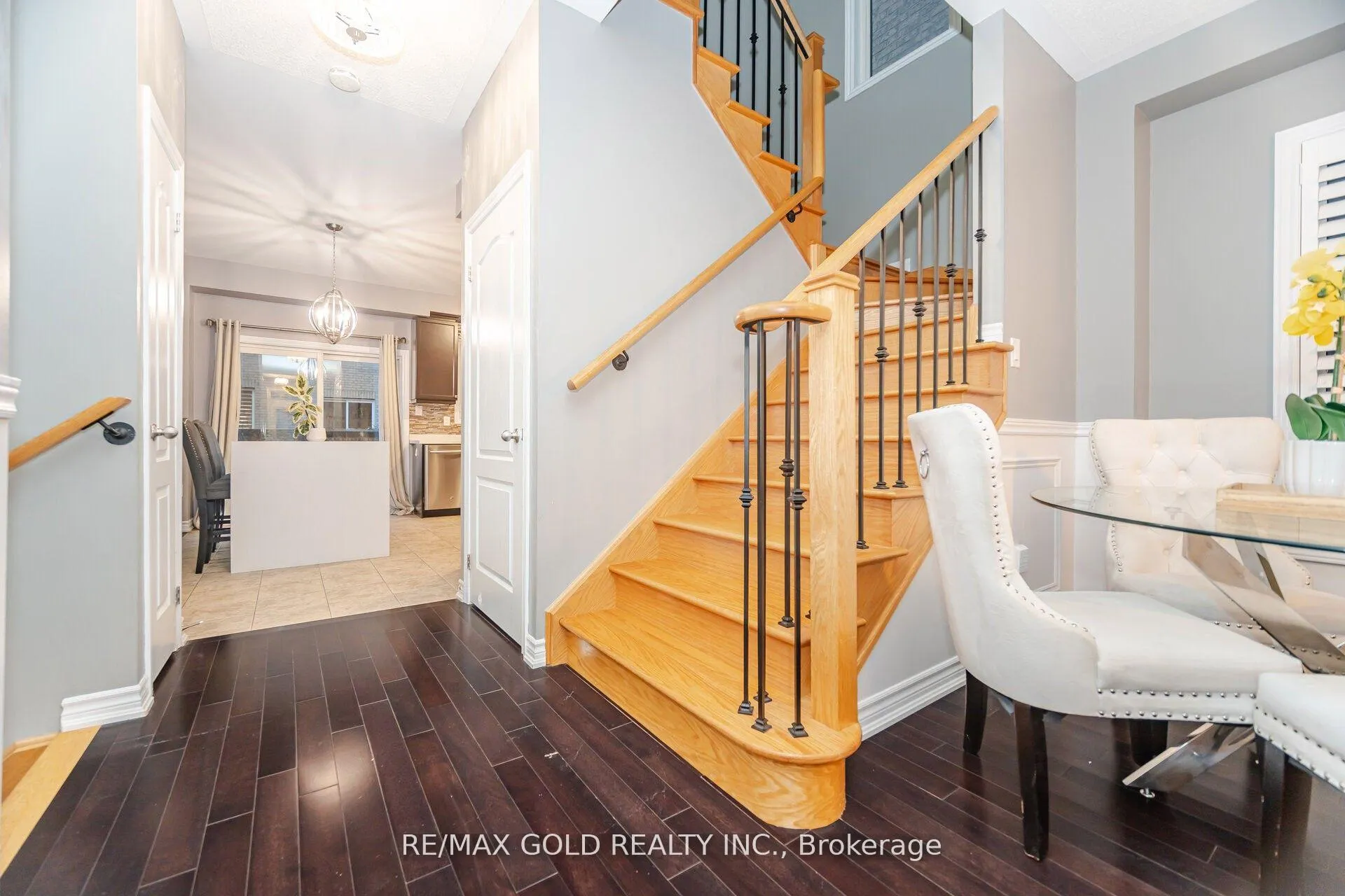 Photo 15 of 32 Daden Oaks Drive, Brampton, Bram East — HOMEH