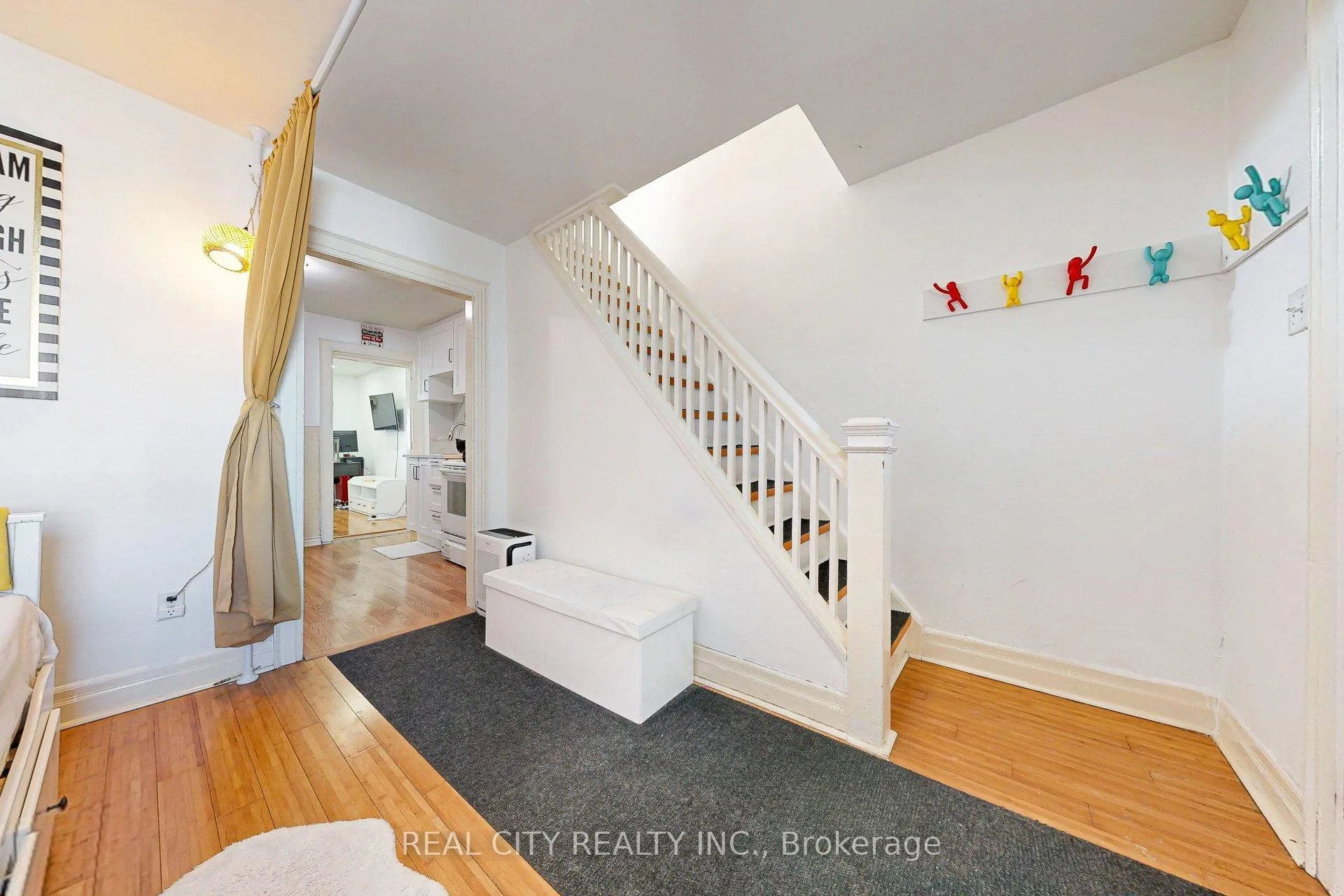 Photo 8 of 163 Olive Avenue, Oshawa, Central — HOMEH