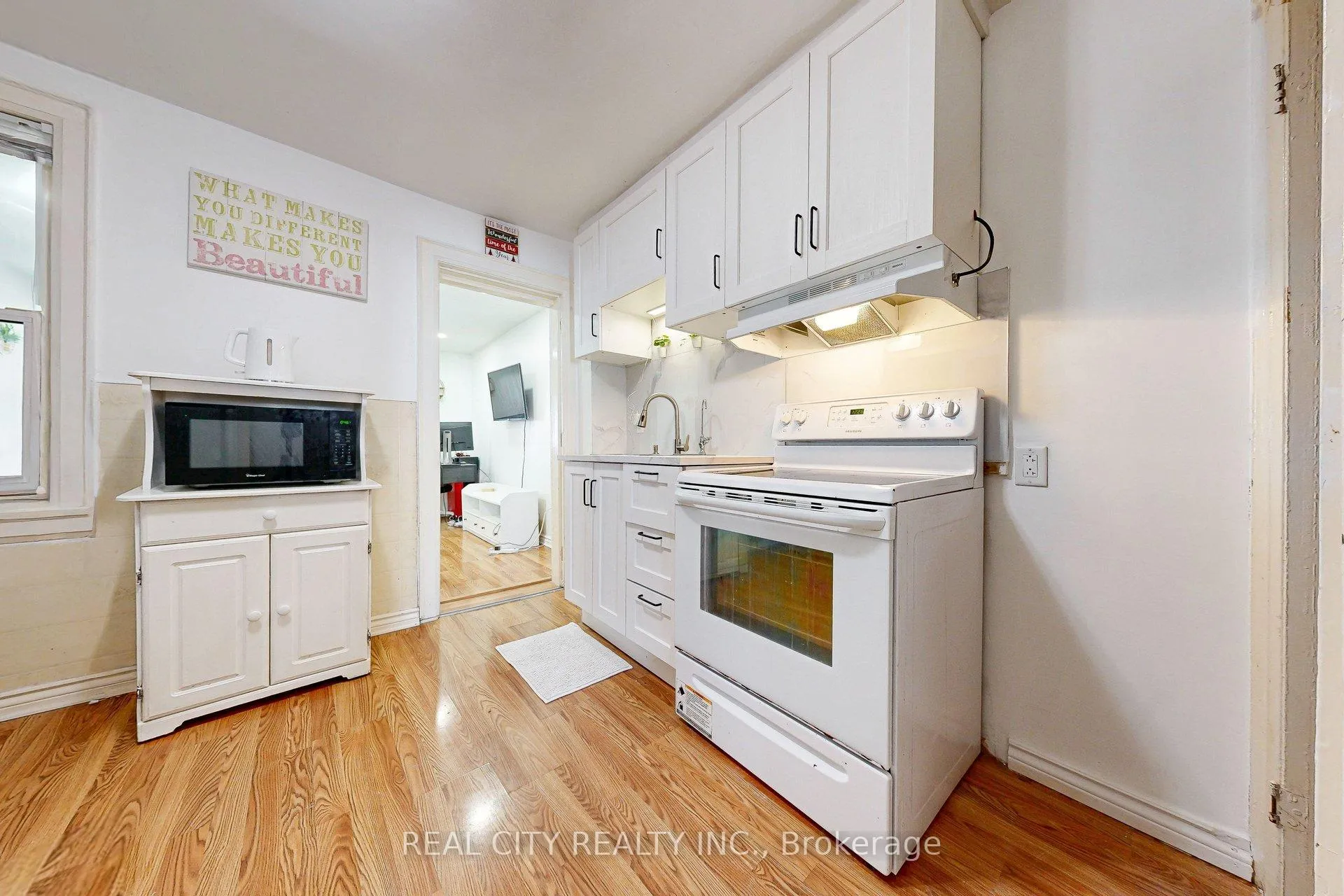Photo 10 of 163 Olive Avenue, Oshawa, Central — HOMEH
