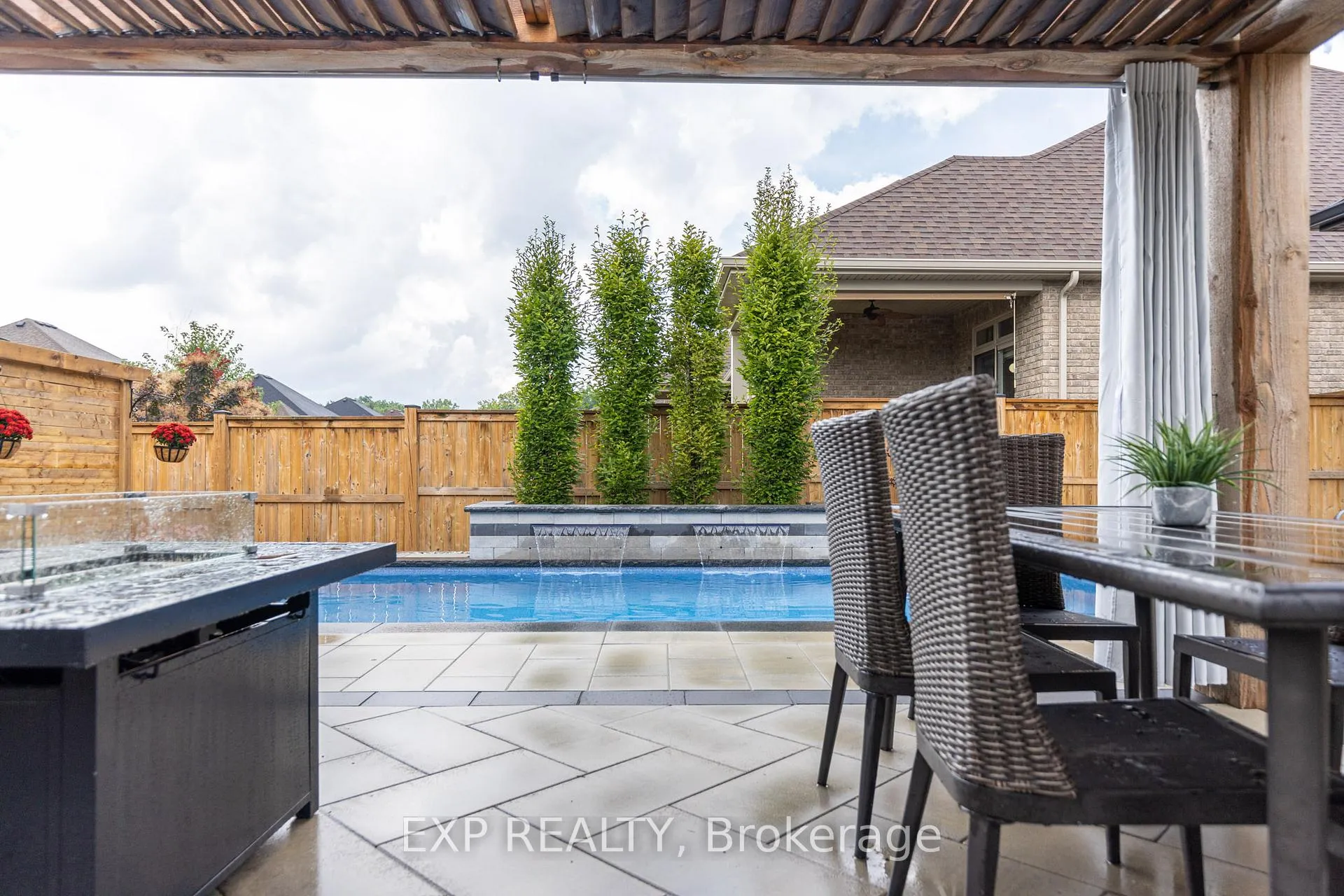 Photo 48 of 12 Rosewood Crescent, Pelham, Fonthill — HOMEH