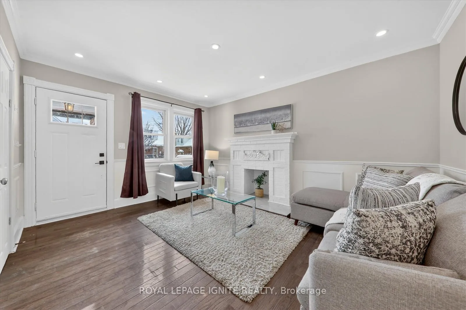 Photo 8 of 390 Jarvis Street, Oshawa, O'Neill — HOMEH