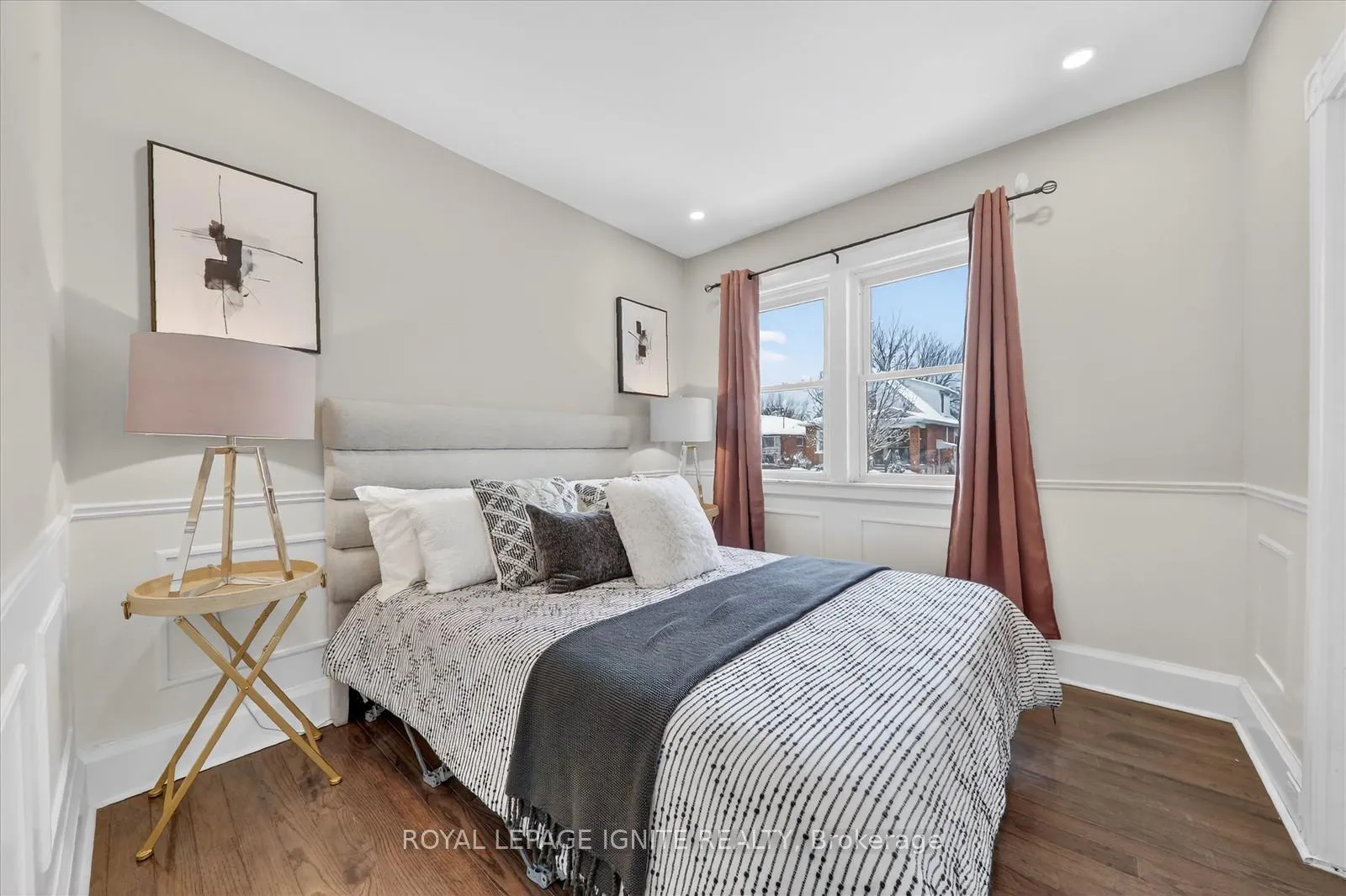 Photo 11 of 390 Jarvis Street, Oshawa, O'Neill — HOMEH