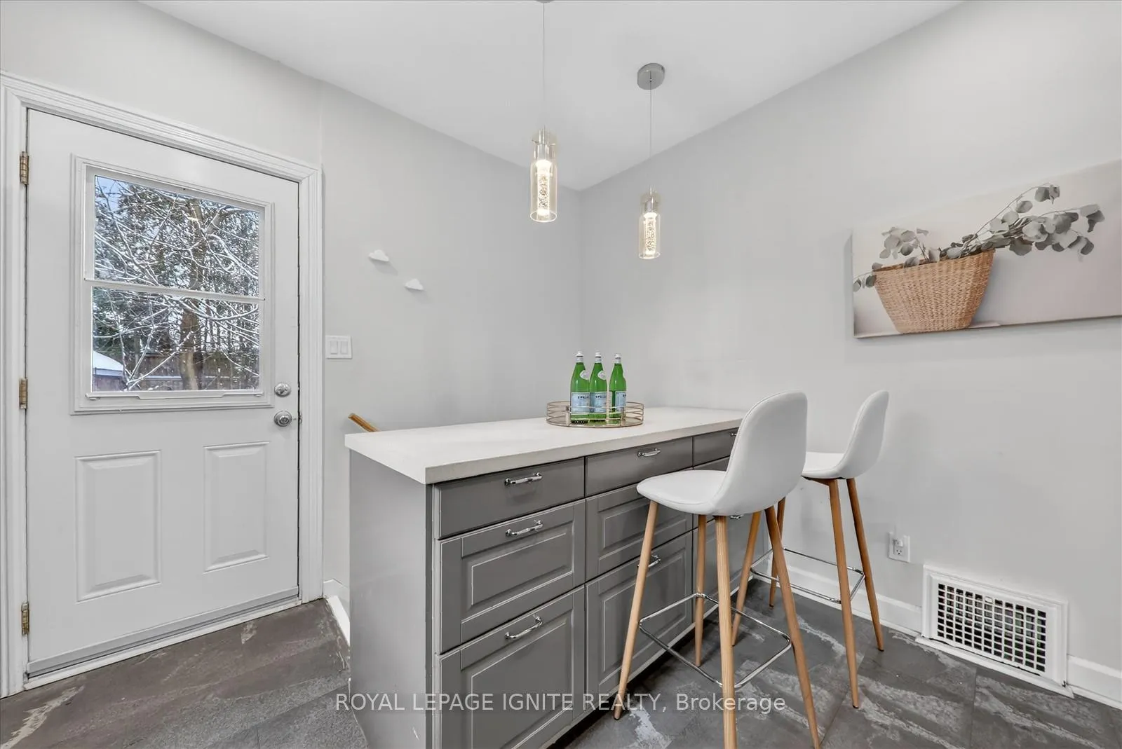 Photo 18 of 390 Jarvis Street, Oshawa, O'Neill — HOMEH