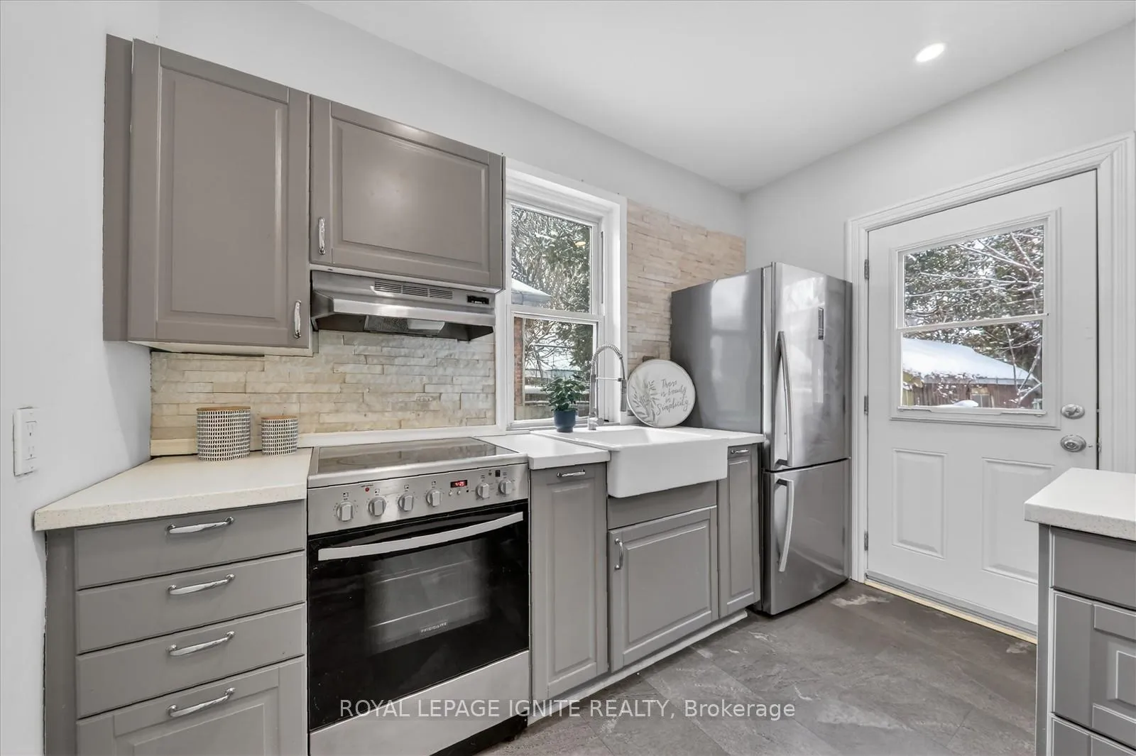 Photo 19 of 390 Jarvis Street, Oshawa, O'Neill — HOMEH