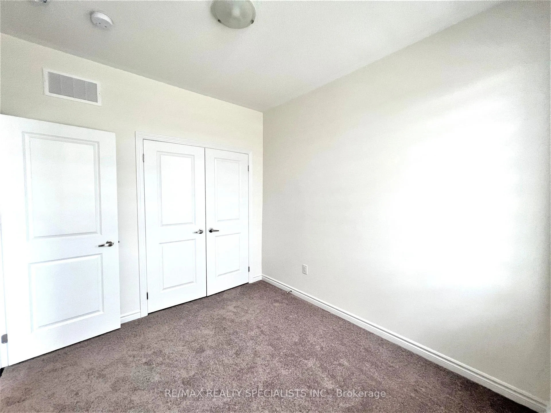 Photo 18 of Unit Upper, 50 Minnock Street, Caledon, Rural Caledon — HOMEH