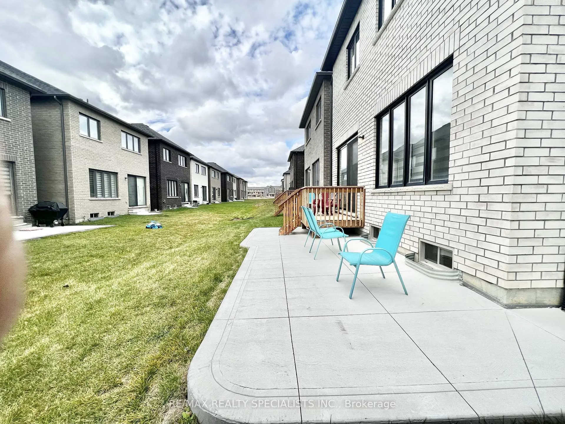 Photo 23 of Unit Upper, 50 Minnock Street, Caledon, Rural Caledon — HOMEH