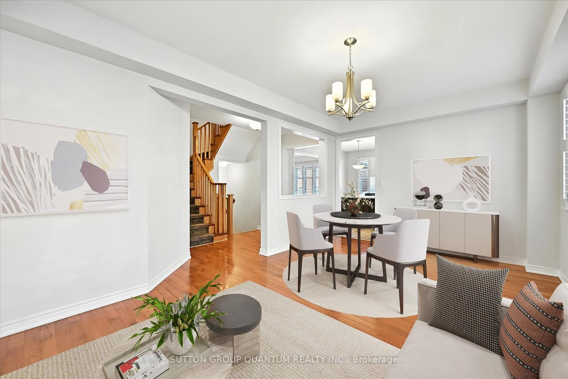 Photo 3 of 167 Alessio Drive, Hamilton, Sheldon — HOMEH