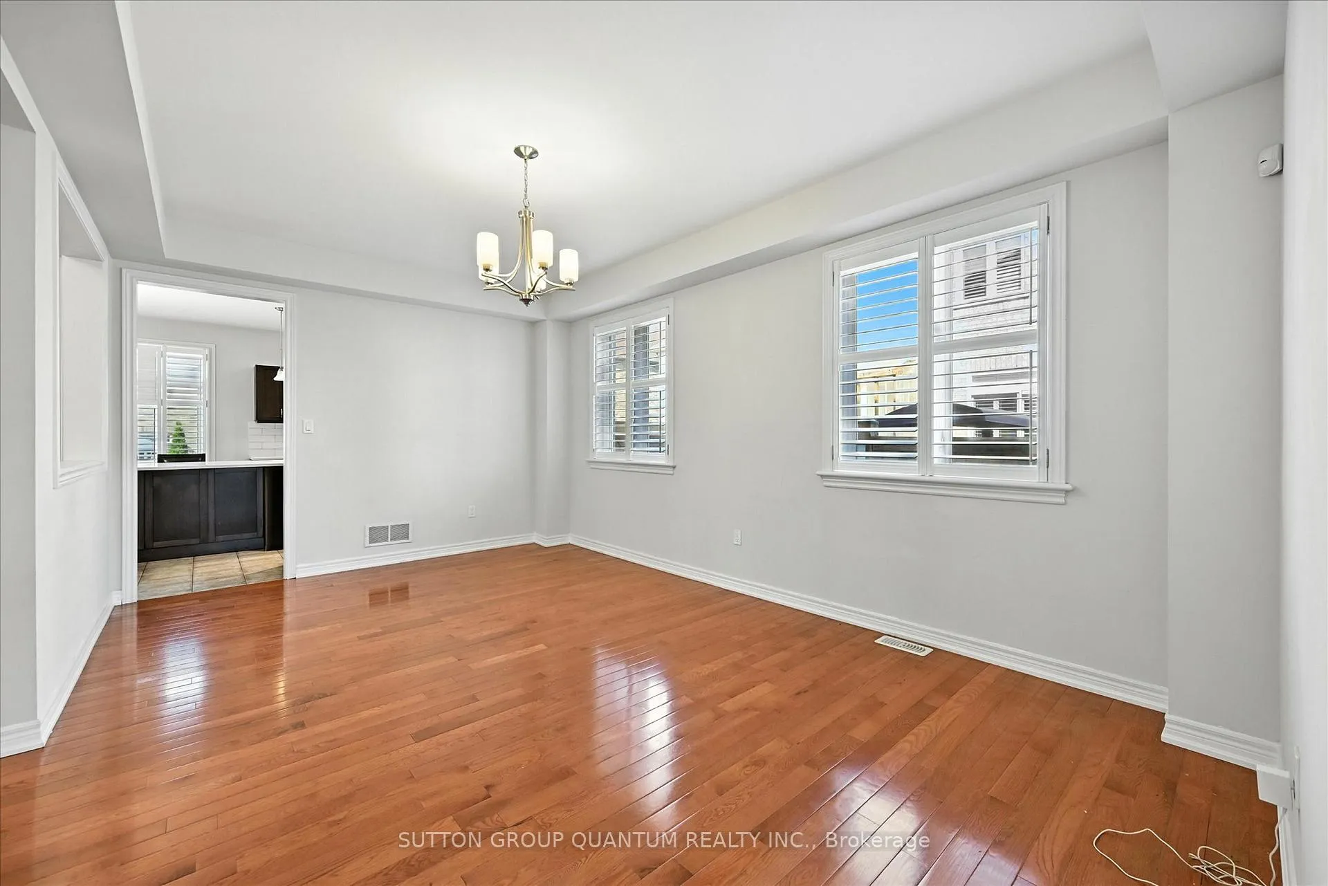 Photo 4 of 167 Alessio Drive, Hamilton, Sheldon — HOMEH