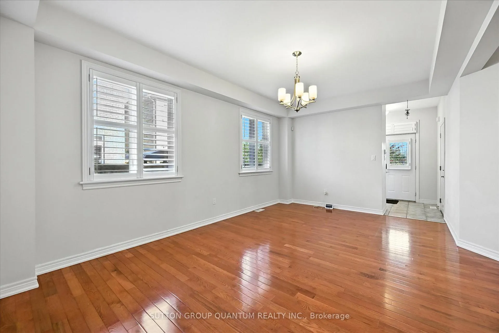 Photo 5 of 167 Alessio Drive, Hamilton, Sheldon — HOMEH