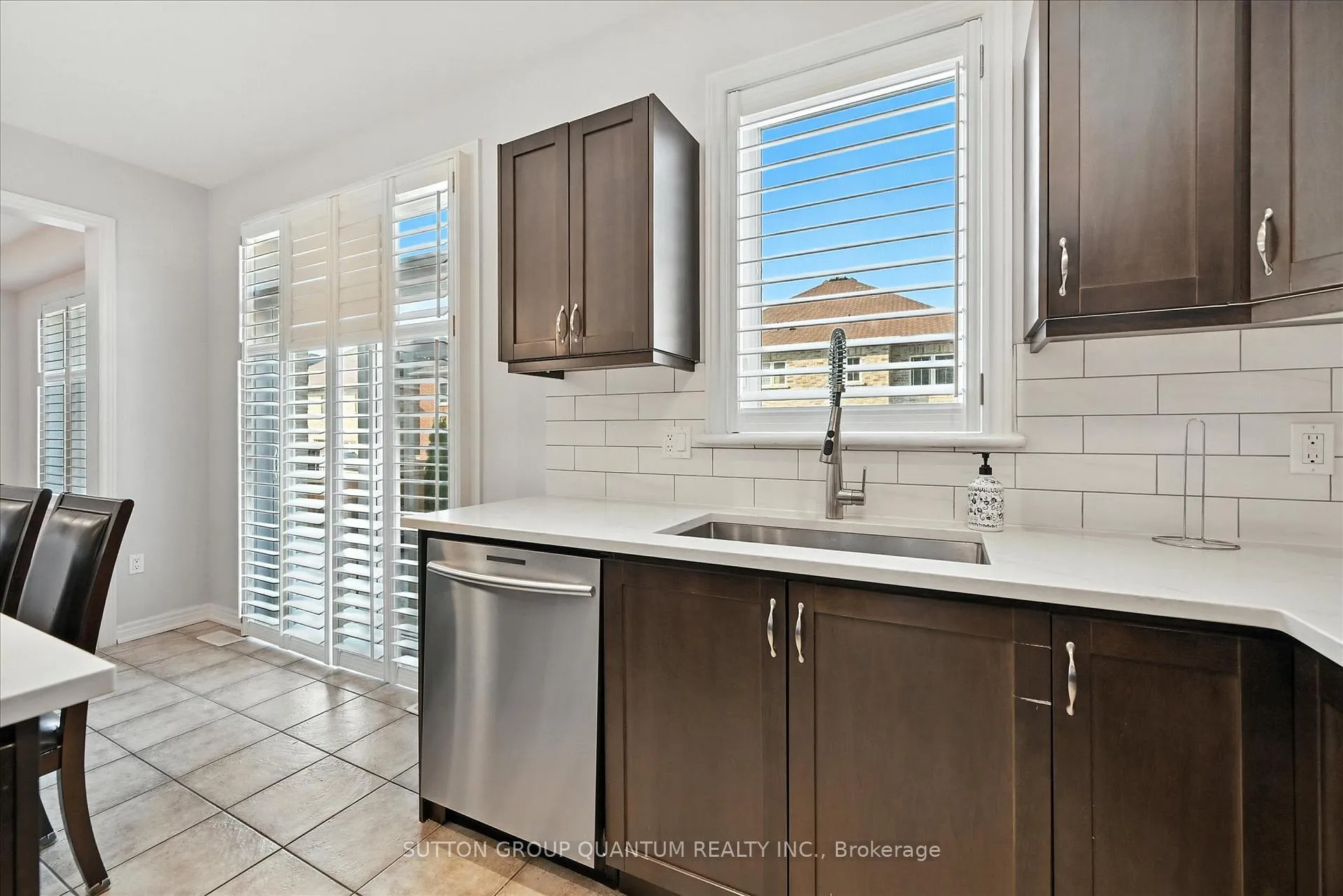 Photo 11 of 167 Alessio Drive, Hamilton, Sheldon — HOMEH