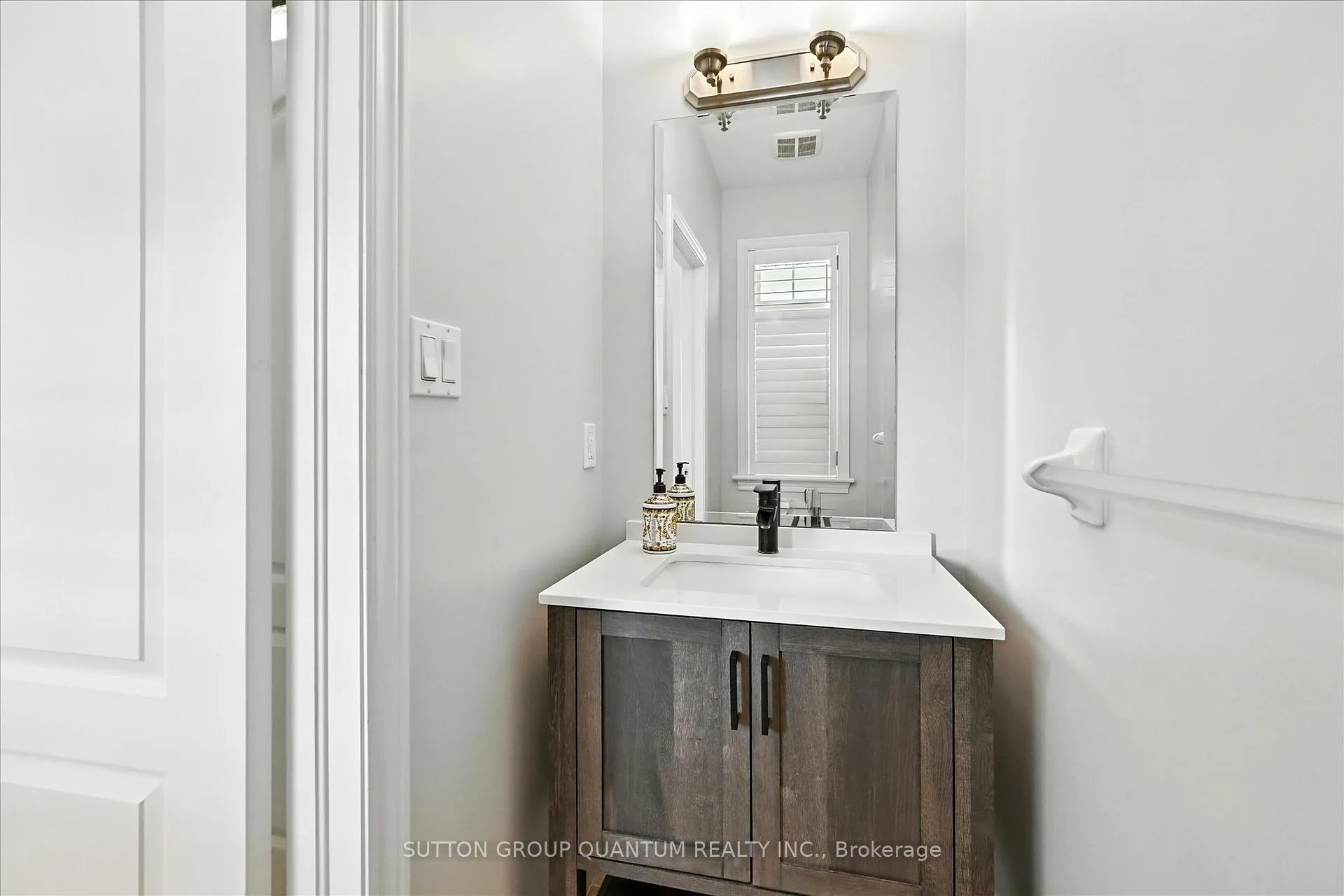 Photo 17 of 167 Alessio Drive, Hamilton, Sheldon — HOMEH