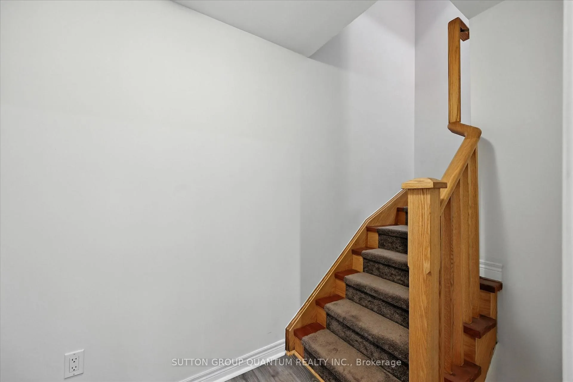 Photo 30 of 167 Alessio Drive, Hamilton, Sheldon — HOMEH