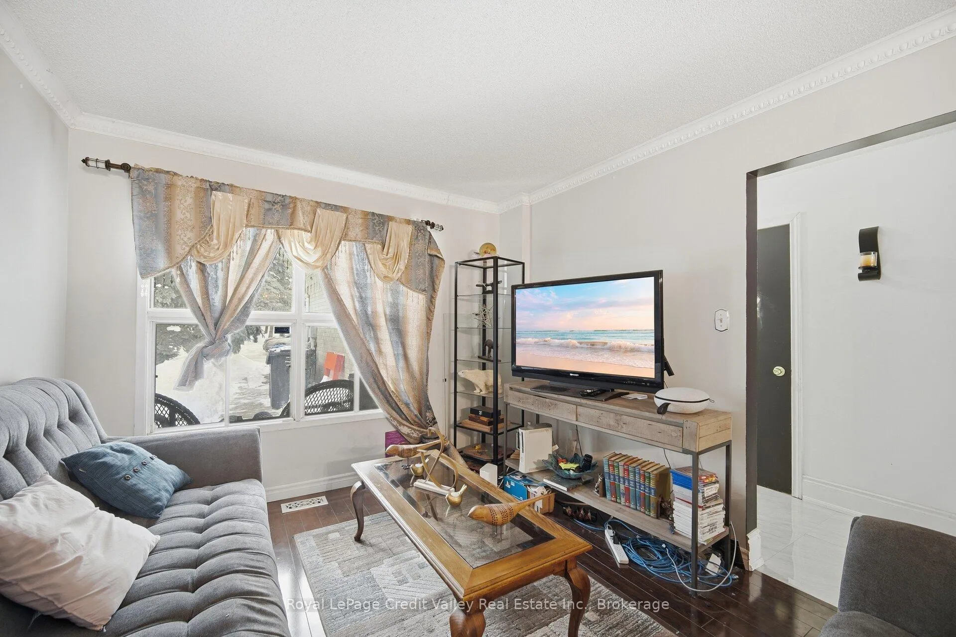 Photo 9 of 18 Silverstream Road, Brampton, Heart Lake West — HOMEH