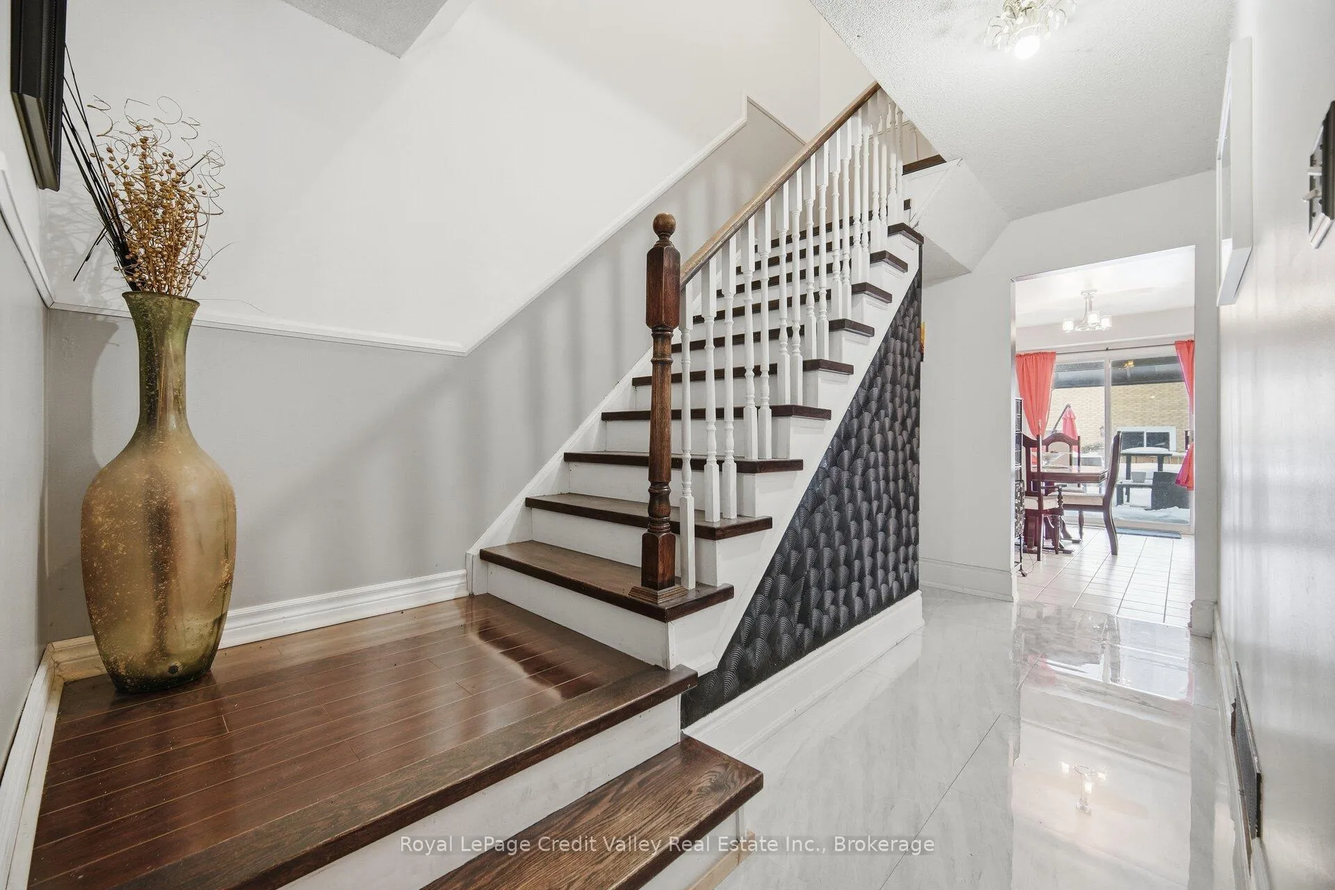 Photo 22 of 18 Silverstream Road, Brampton, Heart Lake West — HOMEH