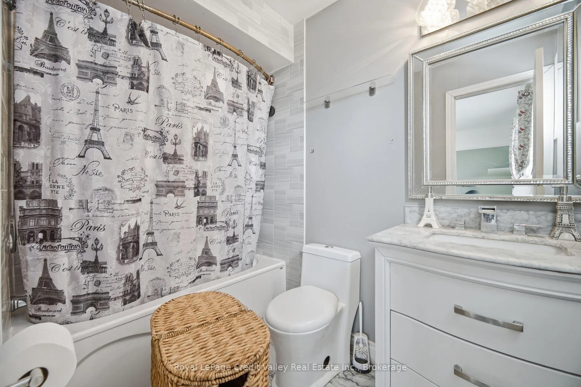Photo 27 of 18 Silverstream Road, Brampton, Heart Lake West — HOMEH