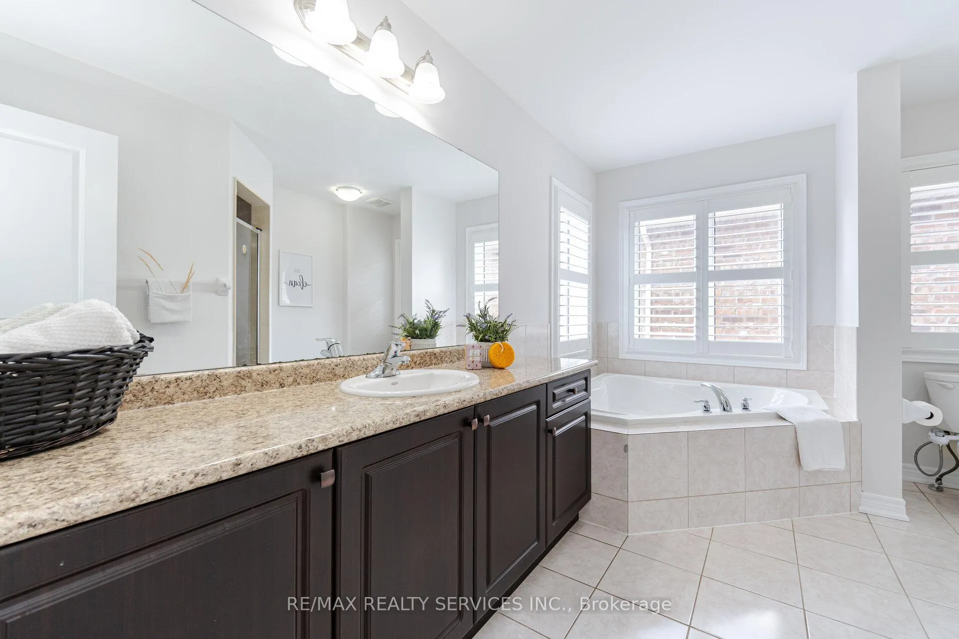 Photo 26 of 7 Swanton Road, Brampton, Credit Valley — HOMEH