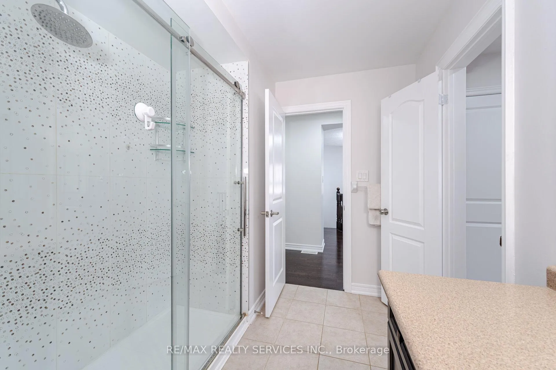 Photo 33 of 7 Swanton Road, Brampton, Credit Valley — HOMEH