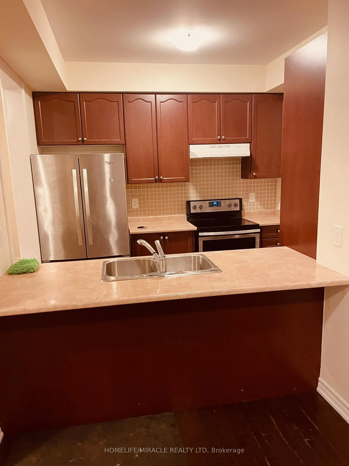 Photo 5 of 71 Batteaux Street, Barrie, Ardagh — HOMEH