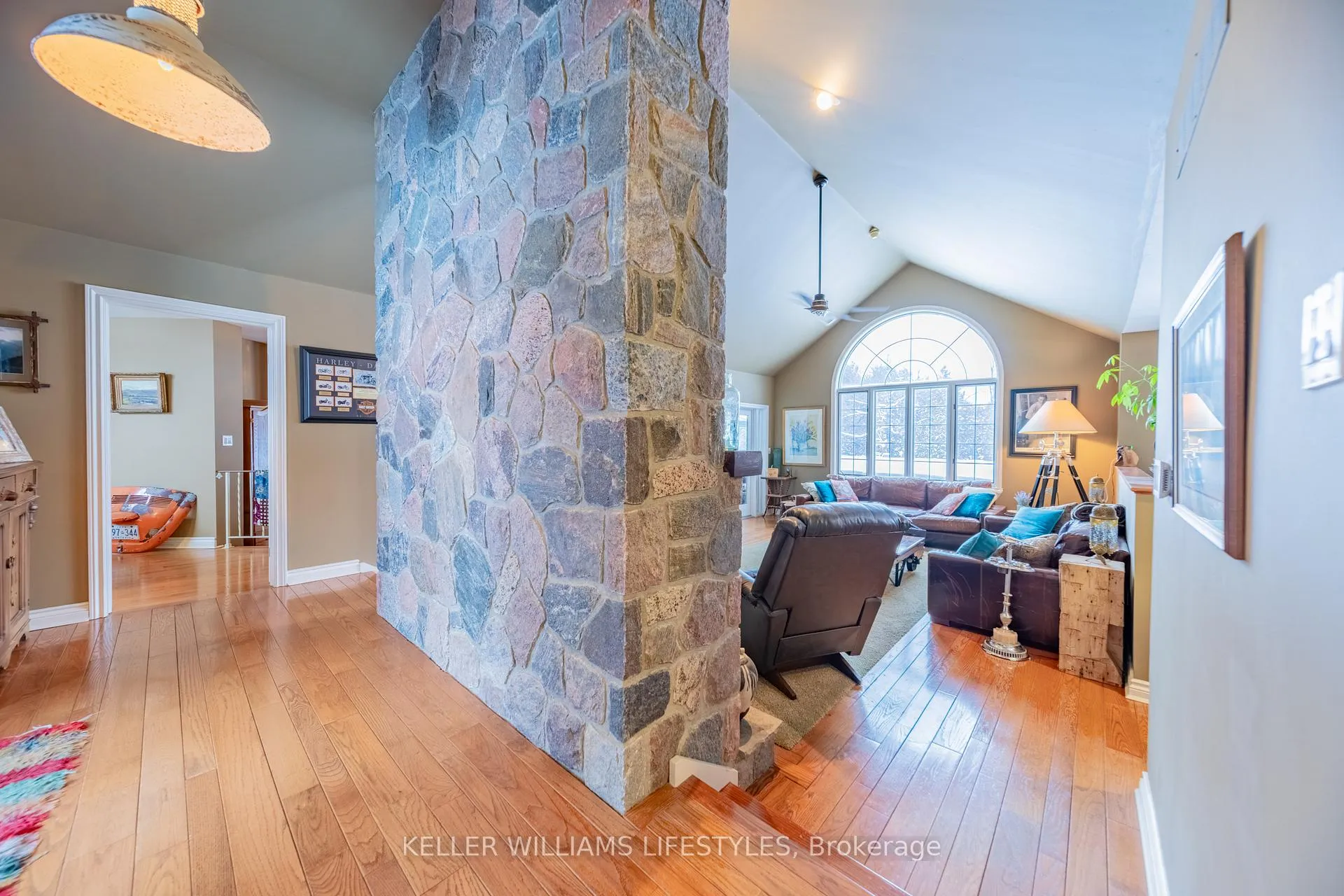 Photo 7 of 33992 Moore Court, Bluewater, Zurich — HOMEH