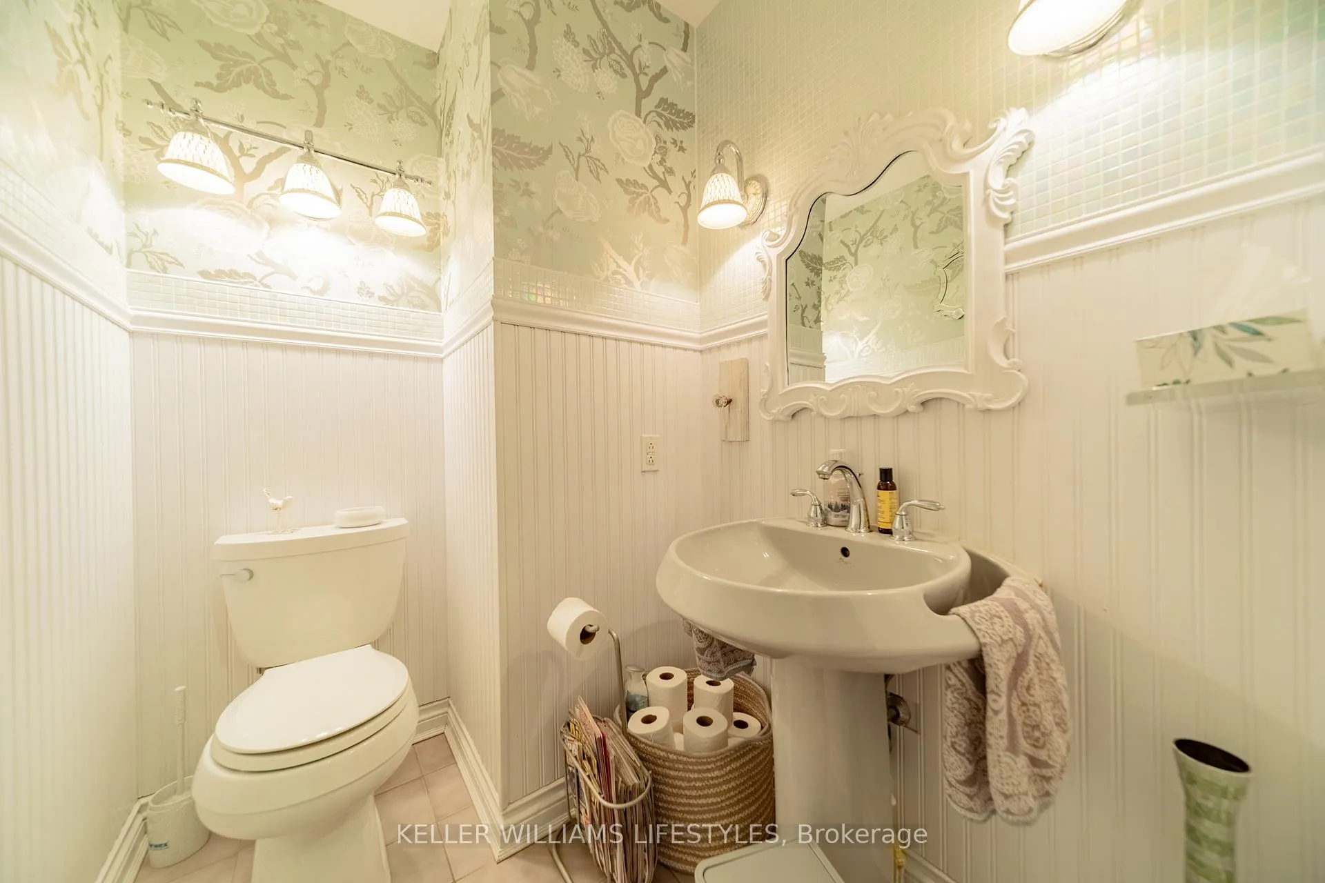 Photo 16 of 33992 Moore Court, Bluewater, Zurich — HOMEH