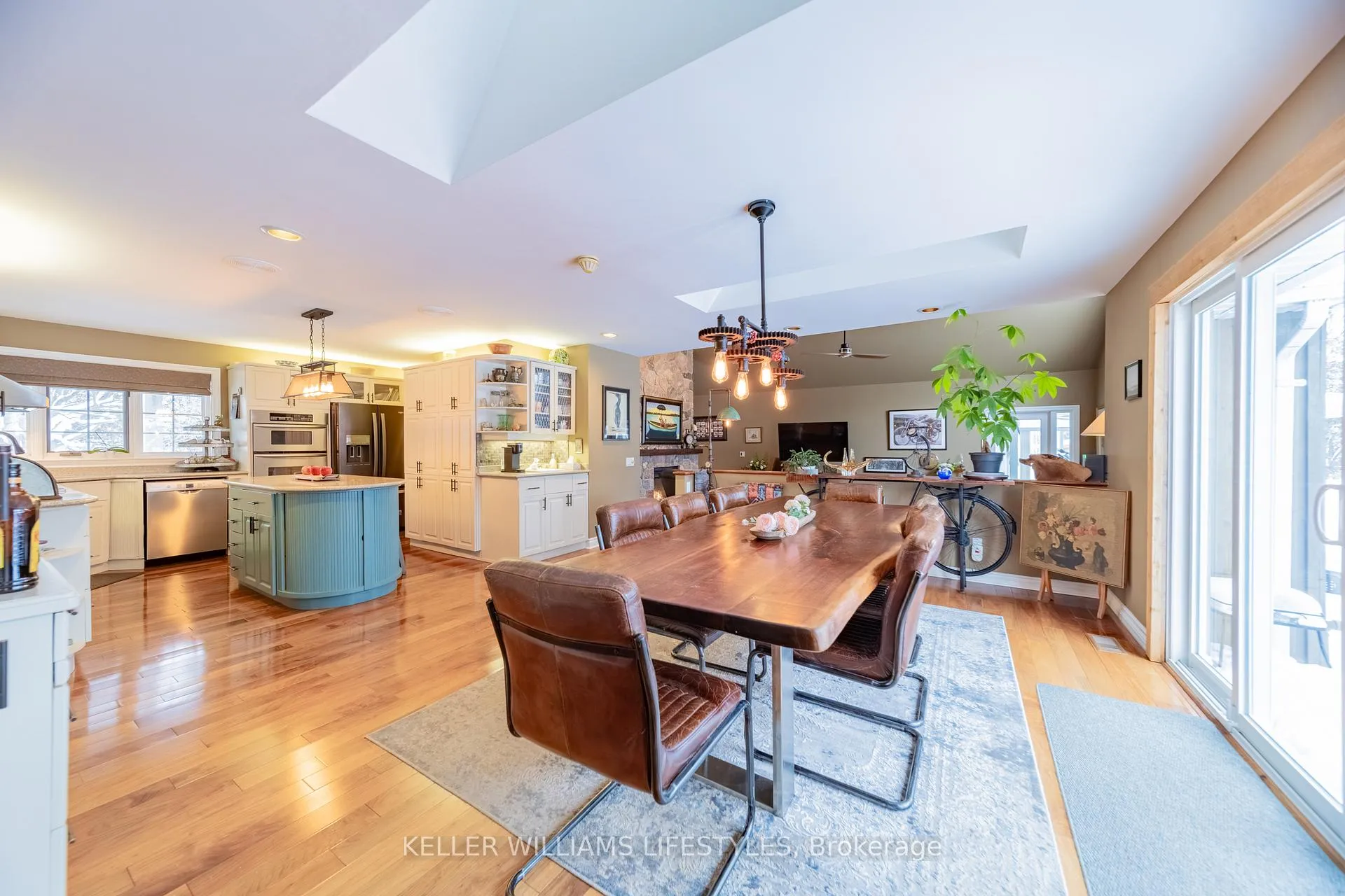 Photo 19 of 33992 Moore Court, Bluewater, Zurich — HOMEH