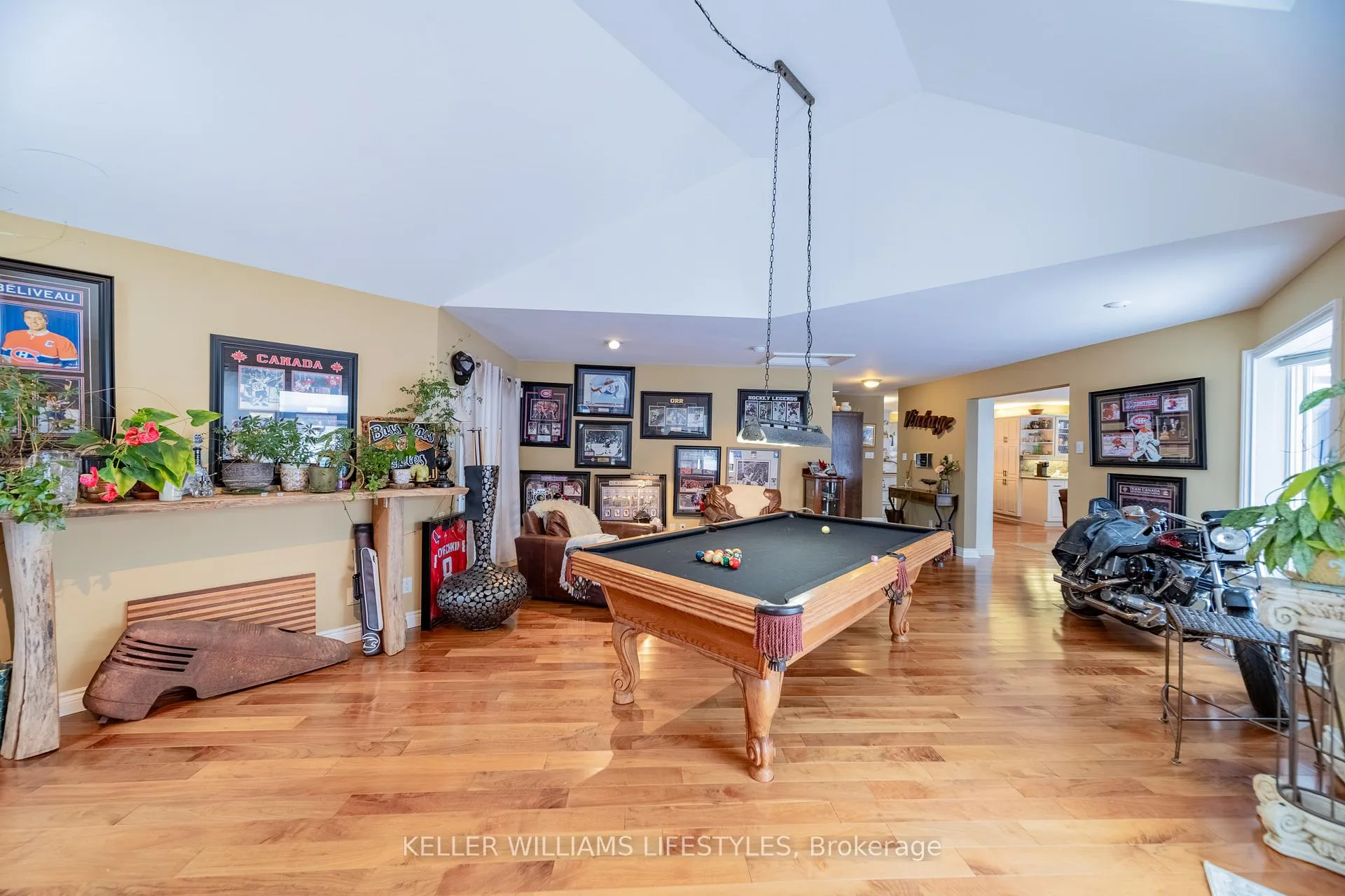 Photo 22 of 33992 Moore Court, Bluewater, Zurich — HOMEH