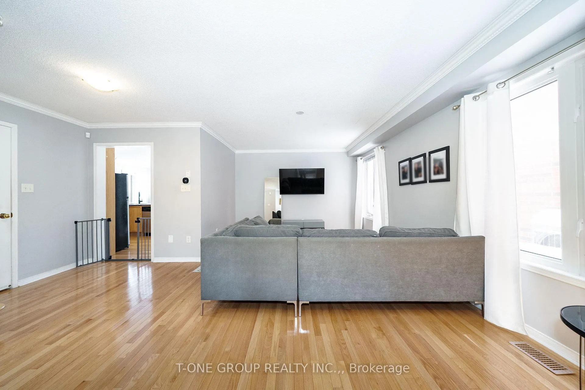Photo 7 of 156 Mavrinac Boulevard, Aurora, Bayview Northeast — HOMEH