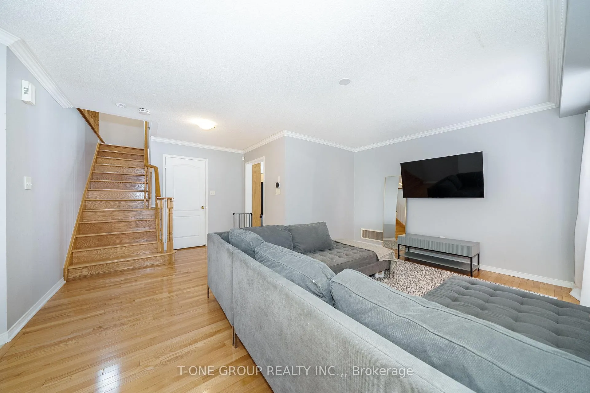 Photo 8 of 156 Mavrinac Boulevard, Aurora, Bayview Northeast — HOMEH
