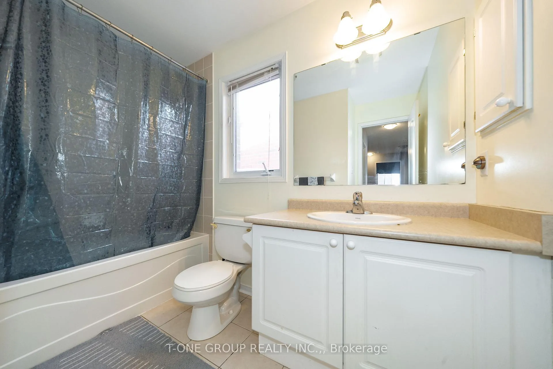 Photo 24 of 156 Mavrinac Boulevard, Aurora, Bayview Northeast — HOMEH
