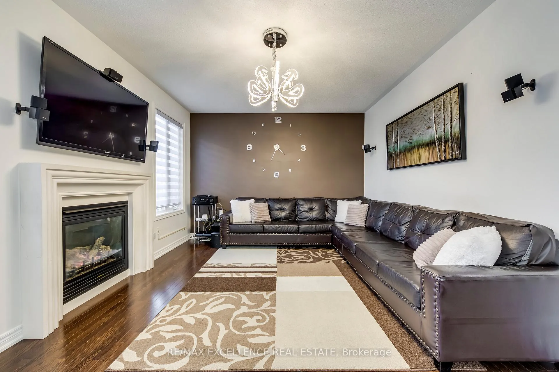 Photo 10 of 9 Natronia Trail, Brampton, Bram East — HOMEH