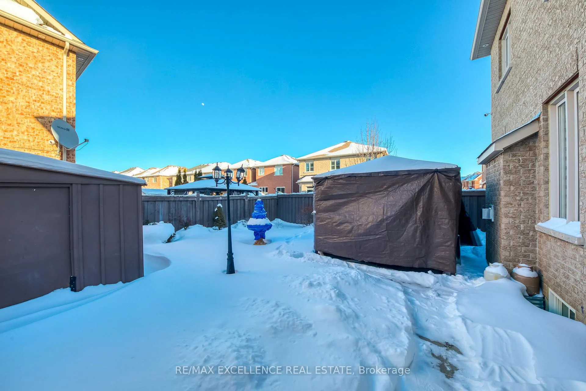 Photo 50 of 9 Natronia Trail, Brampton, Bram East — HOMEH