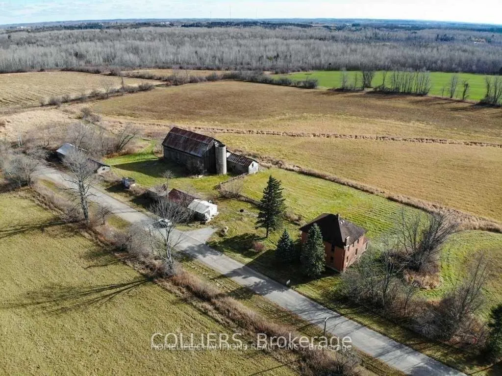 Photo 10 of 6025 Latimer Road, Georgina, Sutton & Jackson's Point — HOMEH