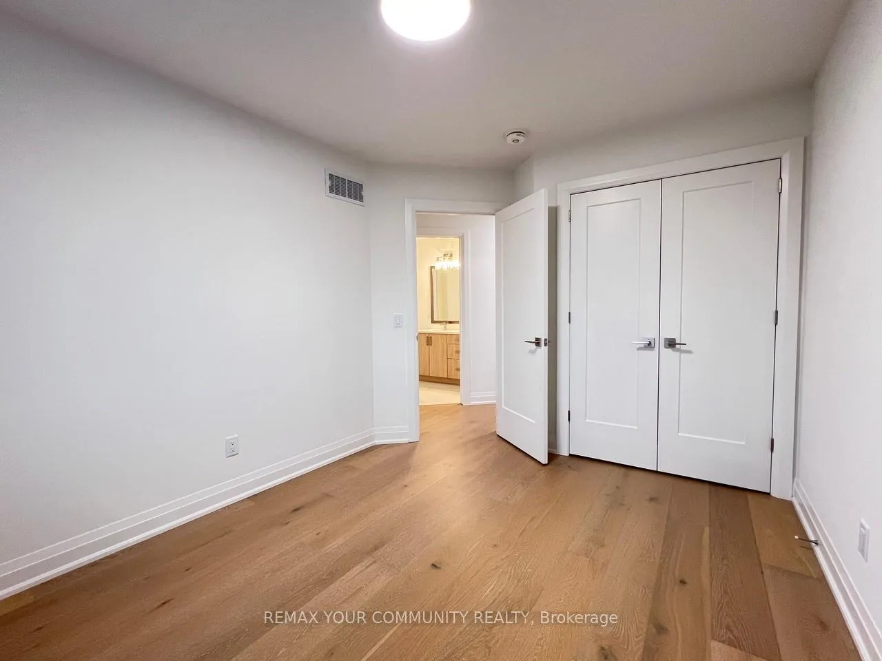 Photo 37 of 7453 Matteo Drive, Niagara Falls, Brown — HOMEH
